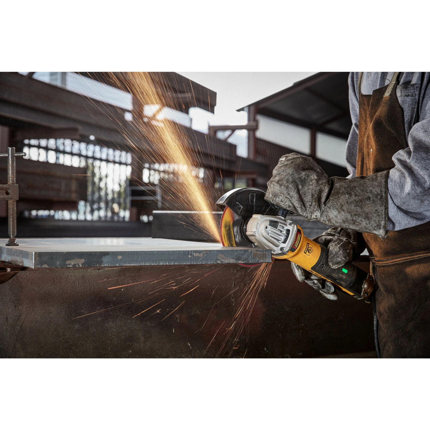 DEWALT ELITE SERIES 4.5-in Bonded Abrasive Cut-off Wheel 2 DEWALT ELITE SERIES 4.5-in Bonded Abrasive Cut-off Wheel - Image 2